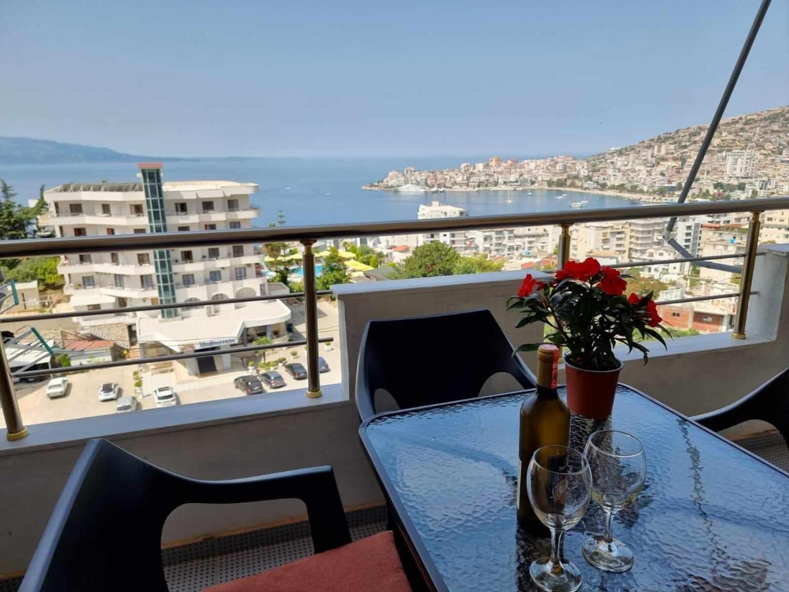Two Suns Apartament ساراندا المظهر الخارجي الصورة