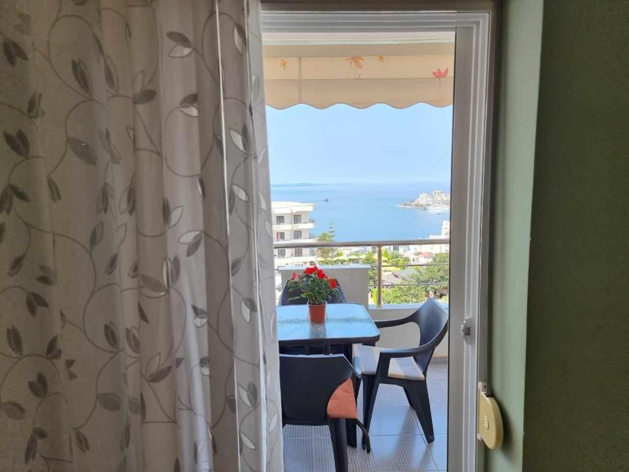 Two Suns Apartament ساراندا المظهر الخارجي الصورة